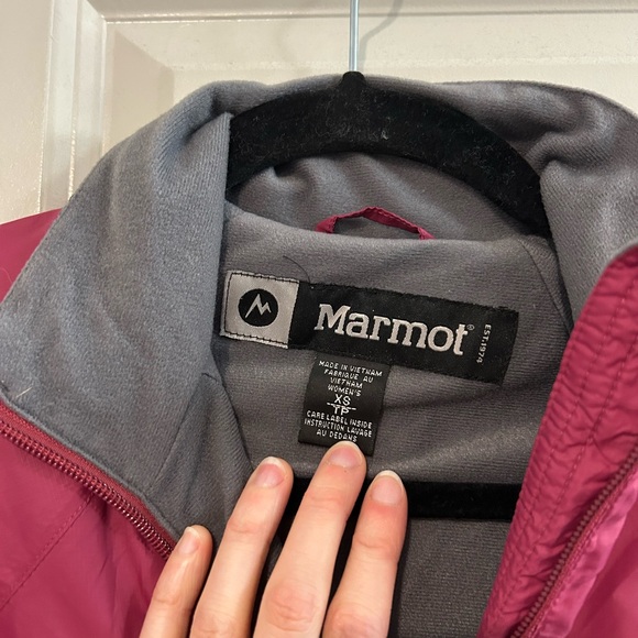 Marmot Fuchsia and Charcoal Jacket - Picture 3 of 4